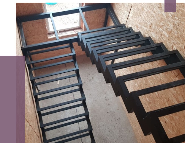 Демонтаж лестниц на металлокаркасе в Вольске от 7291 руб. за м²