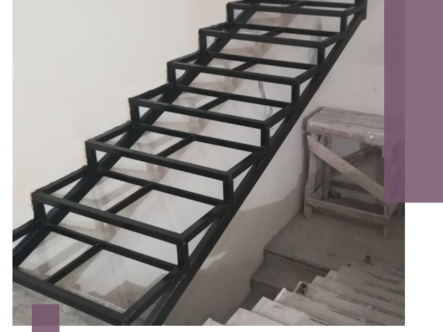 Демонтаж лестниц на металлокаркасе в Вольске: быстрый вывоз и разбор