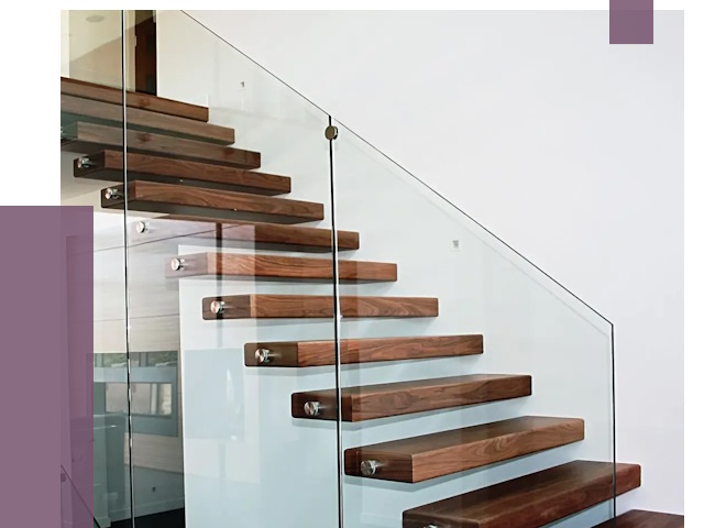 Стеклянные перила для лестницы в Вольске от 14684 руб.