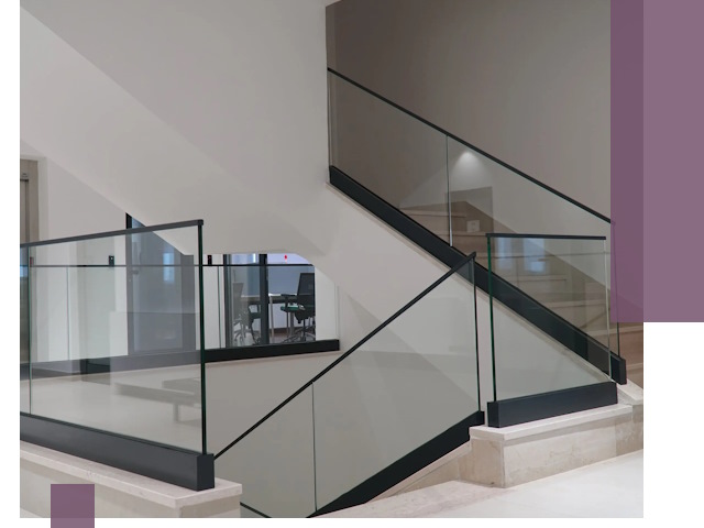 Стеклянные перила премиум-класса с установкой в Вольске