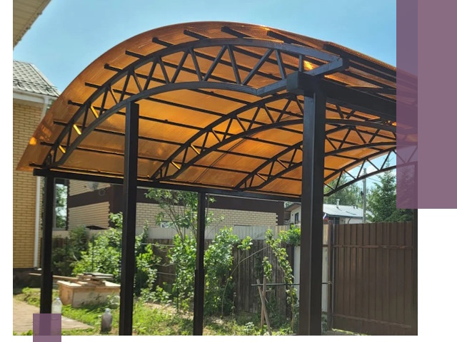 Изготовление навесов под ключ в Вольске из качественных материалов