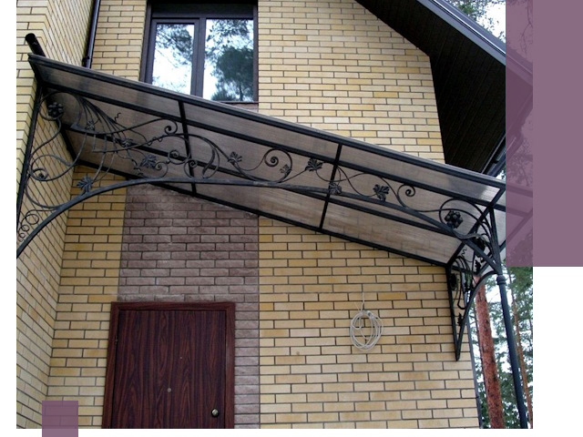 Односкатные козырьки из металла под ключ в Вольске